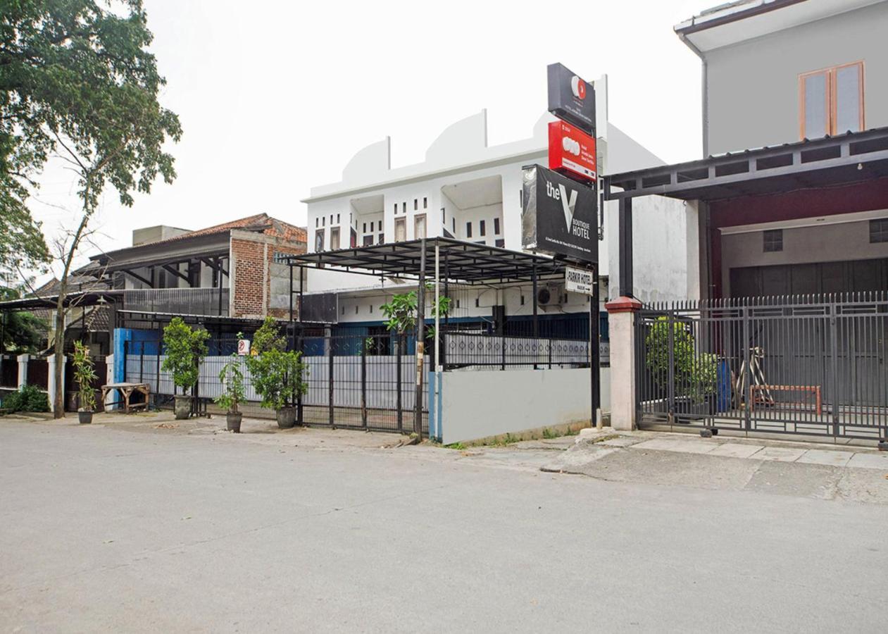 OYO 2554 Hotel Arimbi Lama Dewi Sartika Bandung Bagian luar foto