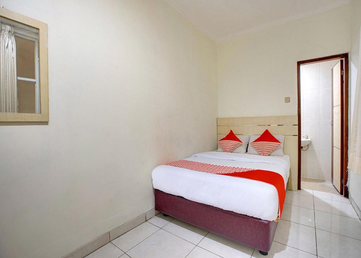 OYO 2554 Hotel Arimbi Lama Dewi Sartika Bandung Bagian luar foto