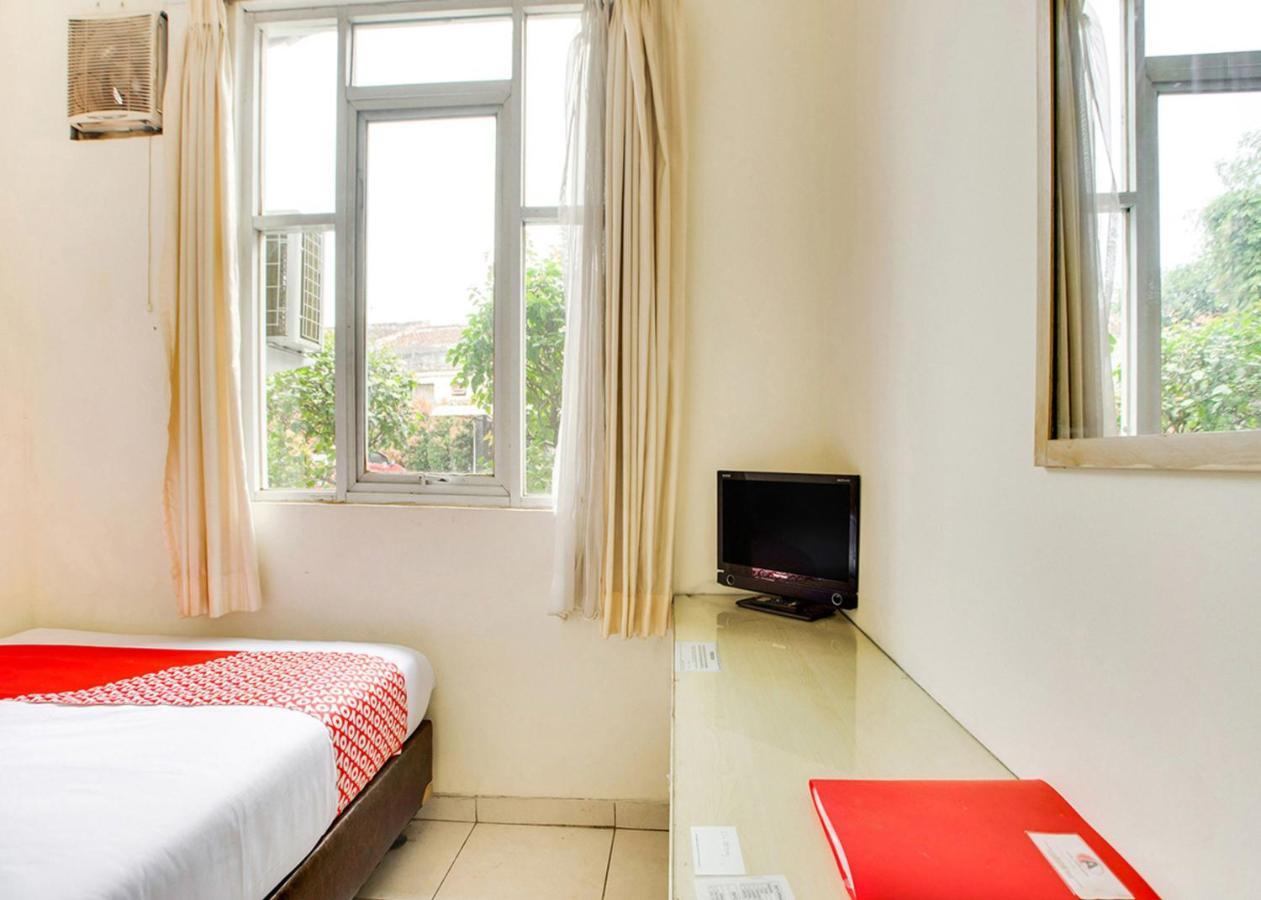 OYO 2554 Hotel Arimbi Lama Dewi Sartika Bandung Bagian luar foto